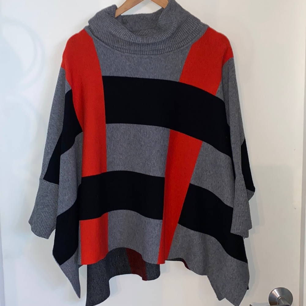 Patrzia Lucca colorblock oversized sweater cape